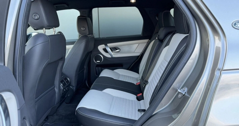 Land Rover Discovery Sport cena 259000 przebieg: 10800, rok produkcji 2023 z Jastarnia małe 154